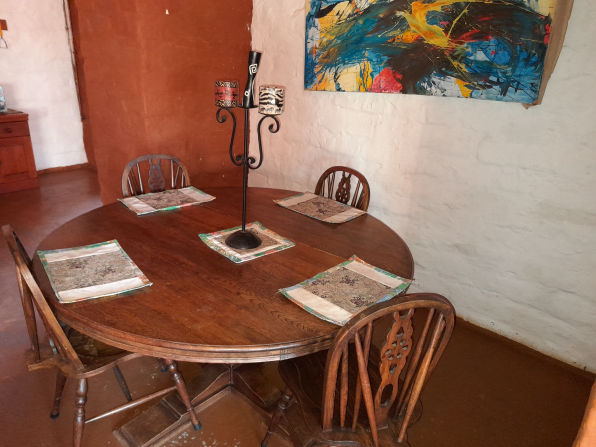 Red Earth dining area